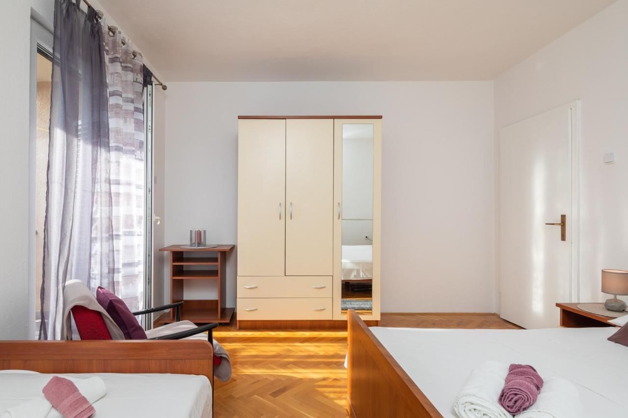 Apartment Beba Dugi Rat Esterno foto